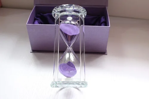 Vista 3 de Temporizador de reloj de arena de 60 minutos, temporizador de arena de cristal, superficie de tallado de diamante, bueno para cocina, oficina