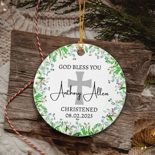 Vista 3 de Adorno de Navidad con texto en inglés "God Bless You Christened 2025", adorno de bautizo personalizado, adorno de bautizo personalizado con nombre