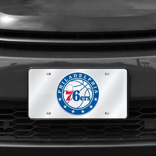 Vista 3 de Rico Industries Placa de matrícula metálica con incrustaciones láser de la NBA