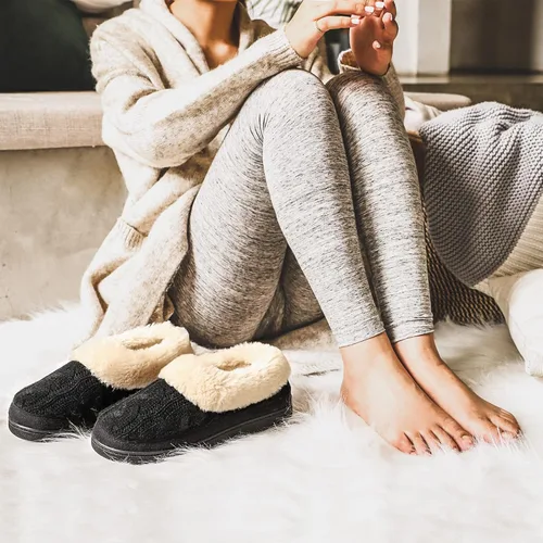 Vista 2 de HomeTop Pantuflas de casa de espuma viscoelástica de punto trenzado para mujer con cuello de felpa mullida