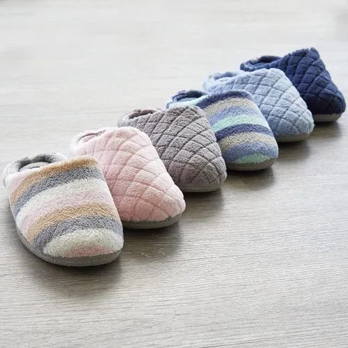 Vista 2 de Dearfoams - Pantuflas informales de felpa acolchada Leslie para mujeres - Azul