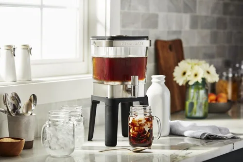Vista 6 de Máquina de café en frío KitchenAid de 38 oz - KCM5912 Built-in Tap for Easy Dispensing, Brews Concentrate for Iced Coffee, Reusable Stainless
