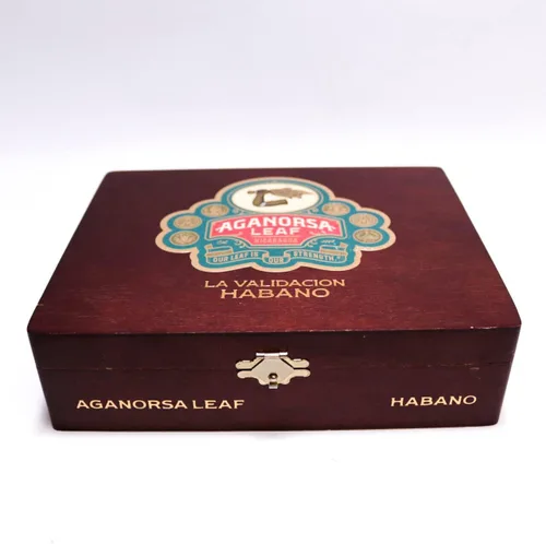 Vista 2 de Aganorsa Leaf Gran Robusto La Validacion Habano Caja Vacía de Madera para Puros 7.5" x 6" x 2