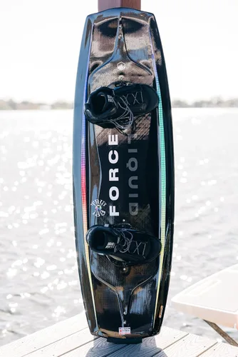 Vista 6 de Liquid Force Wakeboard de viaje 2024