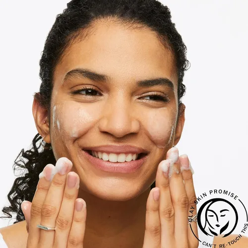 Vista 4 de Olay Lavado facial, limpiador facial diario con retinol, péptidos y glicerina, alisa, nutre la superficie de la piel, hidrata mientras limpia - Sin