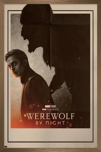 Vista 16 de Trends International Marvel Werewolf By Night - Póster de pared de una hoja, 22.4 pulgadas de largo x 14.7 pulgadas, versión enmarcada de madera