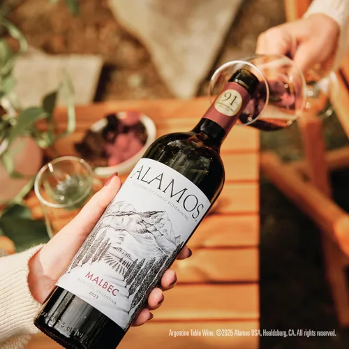 Vista 8 de Alamos Malbec, Vino Tinto, Botella de 750 ml
