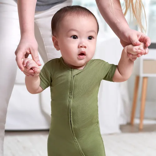 Vista 5 de Gerber Mameluco unisex de manga corta suave para bebé con viscosa hecho de eucalipto