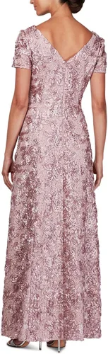 Vista 2 de Alex Evenings Vestido de encaje de roseta de manga corta para mujer, talla grande