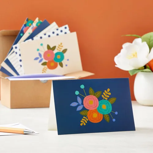 Vista 3 de Tarjetas de felicitación para ella: Floral y geométrica, Floral