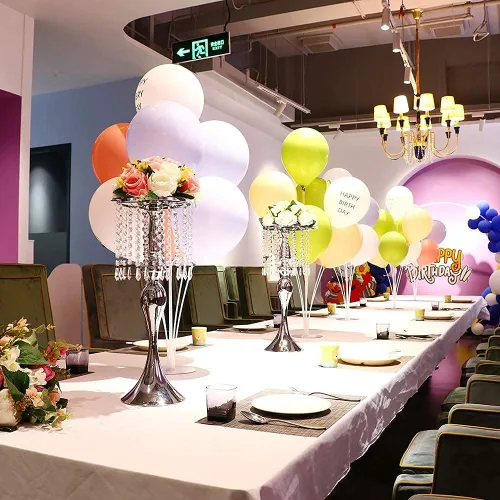 Vista 9 de 2 jarrones para centros de mesa de flores de boda, soportes de boda de cristal acrílico de 21.3 pulgadas, centro de mesa de metal a granel