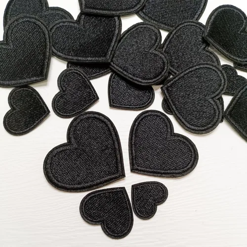 Vista 3 de 24 parches para planchar con corazón negro, parches bordados con corazón para ropa, chaquetas, sombreros, mochilas, jeans