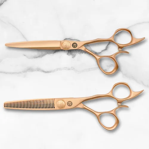 Vista 2 de Saki Gold - Juego profesional de tijeras para el cabello, juego de 6 pulgadas, incluye tijeras doradas para el cabello, tijeras para adelgazar
