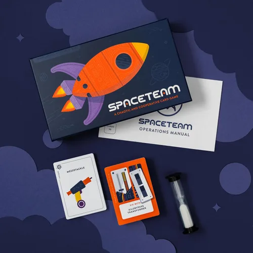 Vista 2 de Spaceteam: Juego de cartas con un ritmo rápido, cooperativo, ruidoso