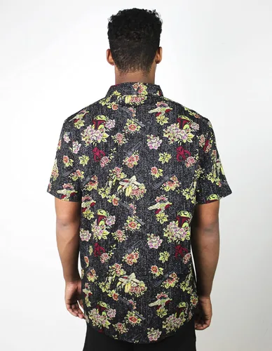 Vista 3 de STAR WARS Men's Boba Fett Floral Button Down Shirt