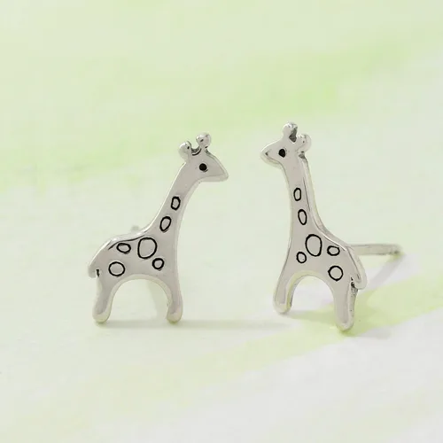 Vista 4 de Boma Jewelry - Pendientes de plata de ley con diseño de jirafa