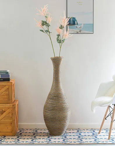 Vista 2 de Jarrón artificial de ratán de 38 pulgadas de alto en elegante color beige, pieza de declaración para decoración de sala de estar, entrada o pasillo