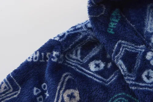 Vista 23 de E.W Apparel Bata de baño de forro polar con capucha para niños, bata suave y mullida para niños pequeños
