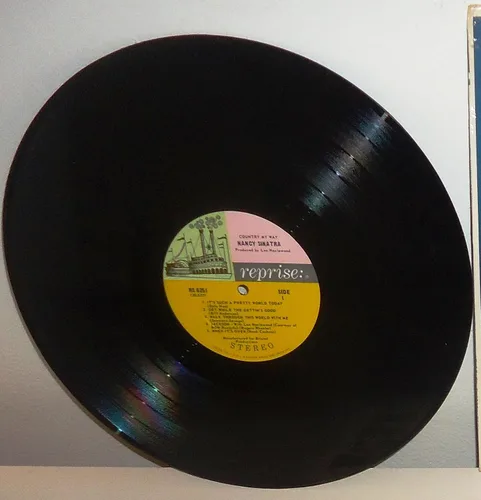 Vista 6 de Country, My Way (Stereo Original)