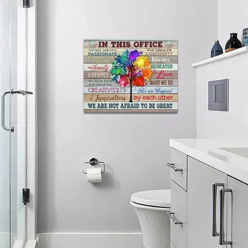 Vista 5 de At In This Office - Arte de pared inspirador para oficina, citas motivacionales, imágenes, lienzo, arte de pared con texto en inglés, We Are A Team