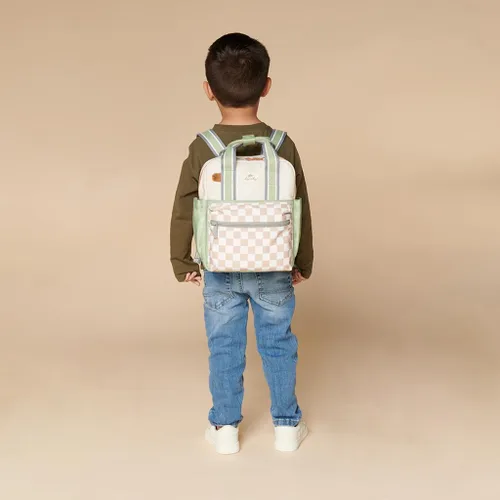 Vista 2 de Itzy Ritzy Mochila para niños pequeños, tablero de ajedrez, pequeña