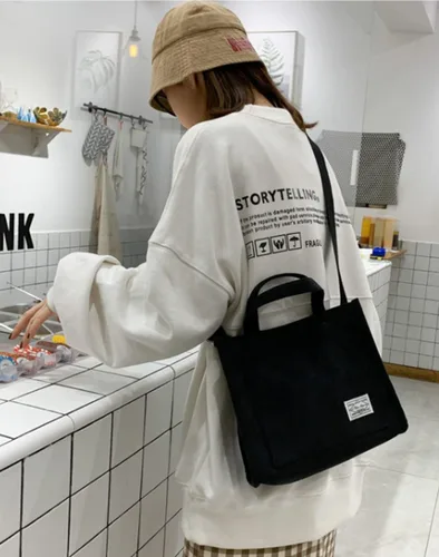 Vista 7 de Maki Izumi Bolsa de mano, bolsa de pana, bolso pequeño para mujer, bolso negro para mujer, bolsa de lona, bolsas de lona con asas.