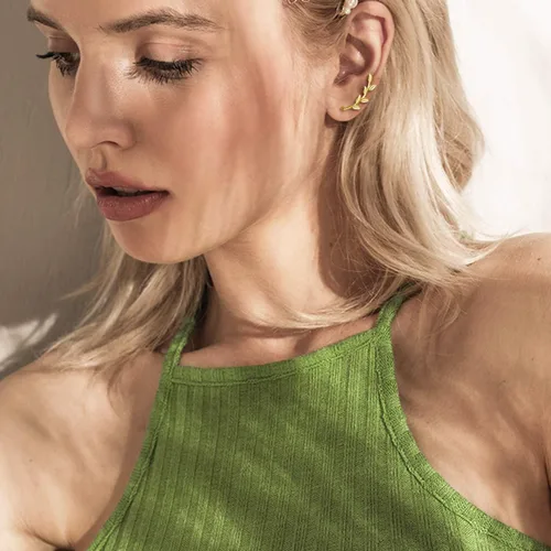 Vista 2 de Aretes de plata esterlina hipoalergénicos, estilo trepadores, con diseño de hojas, para mujeres y niñas
