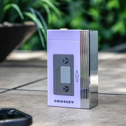Vista 6 de Crosley CR3047A-LN Mini Altavoz Bluetooth portátil retro de los años 80, inalámbrico con micrófono, vintage, lavanda