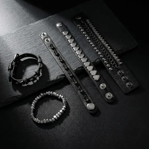 Vista 6 de 5 pulseras punk con tachuelas para mujeres y hombres, pulseras de remaches de metal de estilo alternativo de rock, juego de joyería hip hop