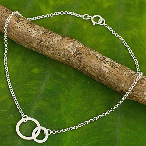 Vista 3 de NOVICA . Tobillera con dije de plata de ley 925, 9.75 pulgadas 'Relationship