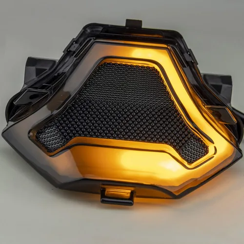 Vista 6 de Lámpara de freno de motocicleta, luz trasera LED con señales de giro integradas, repuesto para Yamaha YZF R3 R25 Y15ZR MT07 FZ07 LC150