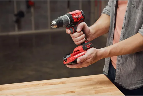 Vista 11 de CRAFTSMAN RP+ Kit de taladro/destornillador inalámbrico, con 2 baterías y cargador, sin escobillas (CMCD713C2)