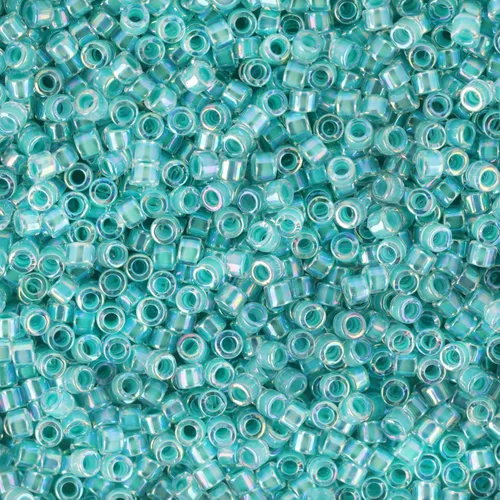 Vista 2 de Miyuki Cuentas de semillas Delica – Tamaño 11/0 (0.1 in), DB0079, forrado azul agua AB, 0.3 oz, aprox. 1440 cuentas, fabricado en Japón