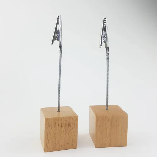 Vista 4 de 10 soportes de madera para clips de notas con base de cubo, soportes para tarjetas de números, soportes para tarjetas de números, soportes de clip