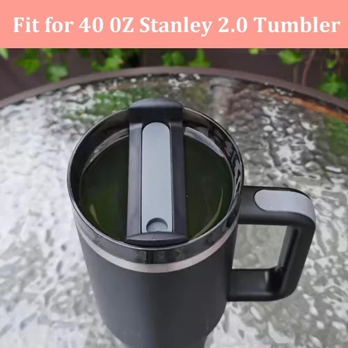 Vista 4 de Tapa de repuesto para vaso de 40 onzas compatible con Stanley Quencher, paquete de 2 fundas transparentes a prueba de derrames para accesorios