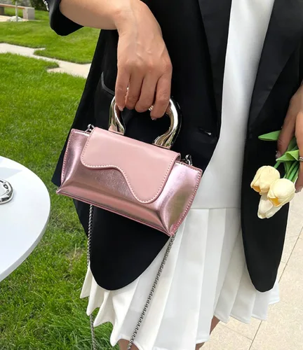Vista 3 de Bolso pequeño de color plateado, bolsos cruzados, bolsos de noche Y2K, bolso de mano para mujer, bolsos de hombro, bolsa de mano para mujer 2023