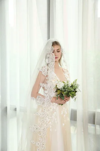 Vista 5 de Newdeve 3M 1T velos de novia blanco marfil con peine sin cristal