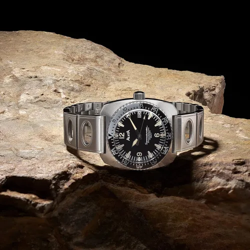 Vista 7 de Alsta Reloj de buceo superautomático de acero inoxidable Nautoscaph de 1.496in en pulsera Hooper, Nautoscaph - Hooper (acero inoxidable)