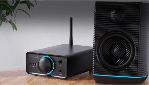 Vista 2 de FiiO K7 DAC de escritorio y amplificador
