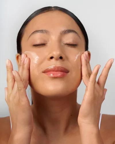 Vista 4 de Novexpert Líquido purificador, crema facial de zinc para mujeres y hombres, crema facial de rápida absorción para pieles propensas al enrojecimiento