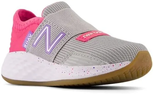 Vista 3 de New Balance Tenis unisex para bebé Fresh Foam Roav V1 sin cordones