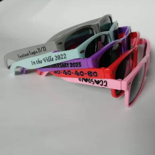 Vista 3 de Gafas de sol personalizadas a granel, gafas temáticas personalizadas para fiesta de boda, suministros de fiesta de cumpleaños