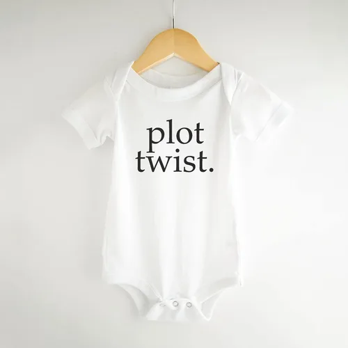 Vista 2 de Bump and Beyond Designs Sorpresa Embarazo Anuncio Abuelos Trama Twist