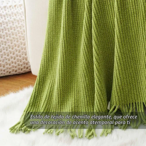 Vista 4 de BATTILO HOME Manta verde manzana para sofá, suave manta de punto de chenilla con borlas para la decoración del hogar, manta verde primavera