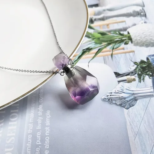 Vista 42 de Perfume Bottle Necklace Heart Shape, Amethyst Necklace Healing Crystal for Women, Essential Oil Diffuser Bottle Necklace Jewelry for Liquid