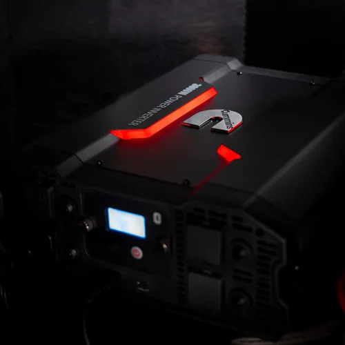 Vista 5 de Cummins 3000 vatios inversor de onda sinusoidal modificada para camiones Inversor 12 voltios a 110 voltios Cuatro salidas de CA Dos puertos USB
