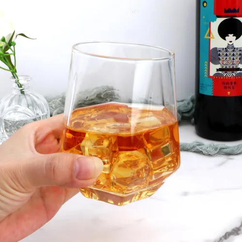 Vista 7 de Juego de 4 copas de vino, sin tallo, transparentes de 10 onzas, copas de vidrio geométricas con forma de diamante, hermosas copas de vino sin tallo