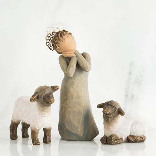 Vista 2 de Willow Tree Little Shepherdess, figuras de Belén esculpidas pintadas a mano, juego de 3 piezas