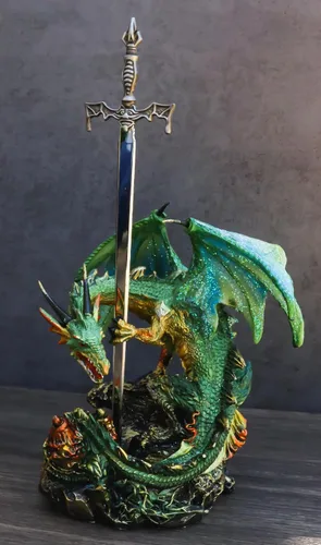 Vista 2 de Ebros Gift Legendario brillante verde metálico blindado centinela caballero dragón sosteniendo Tiki Murciélago espada abrecartas figura figura