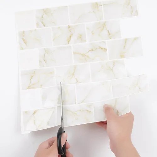 Vista 8 de Livelynine 16 Azulejos de Oro de Mármol Despegar y Pegar Salpicaduras para Cocina Adhesivos de Azulejos de Pared para Baño Salpicaduras Impermeables